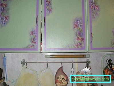 Decoupage-keittiökalusteet