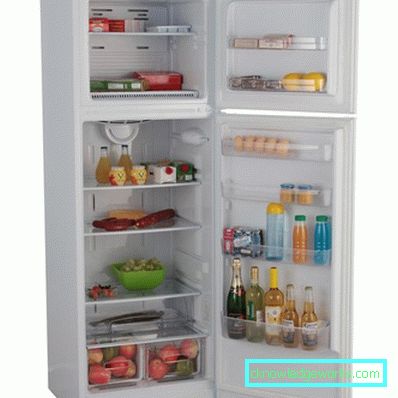 Indesit kaksiosainen jääkaappi Indesit kaksiosainen jääkaappi