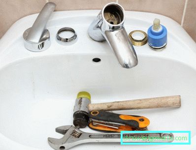 Sekoittimen purkaminen? Sekoittimen purkaminen?