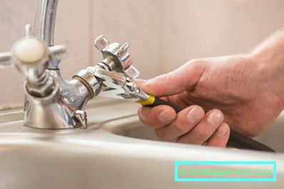 Sekoittimen purkaminen? Sekoittimen purkaminen?