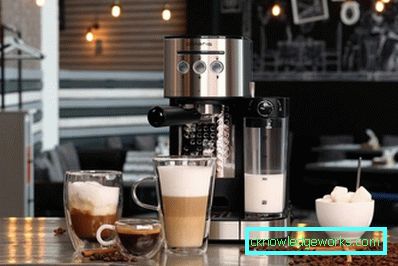 Cappuccino-valmistaja Cappuccino-valmistaja
