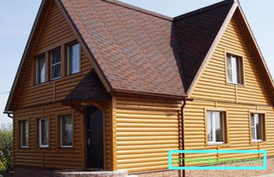 Blockhouse-viimeistely: aineelliset edut ja asennussäännöt Blockhouse-viimeistely: aineelliset edut ja asennussäännöt