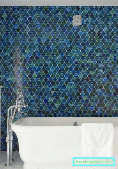 Mosaiikki kylpyhuoneeseen