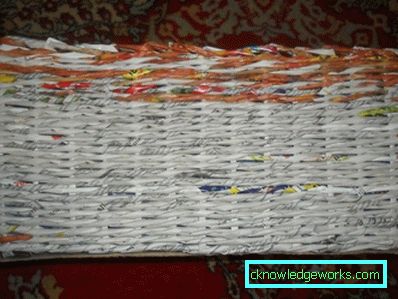 Weaving sanomalehti putket aloittelijoille - yksinkertainen askel askeleelta ohjeet Weaving sanomalehti putket aloittelijoille - yksinkertainen askel askeleelta ohjeet