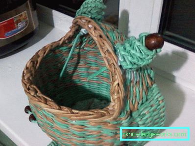 Weaving sanomalehti putket aloittelijoille - yksinkertainen askel askeleelta ohjeet Weaving sanomalehti putket aloittelijoille - yksinkertainen askel askeleelta ohjeet