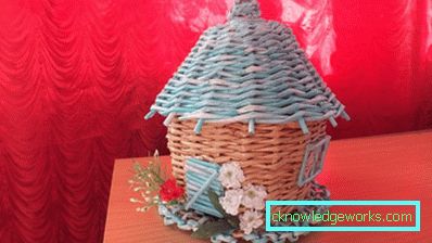 Weaving sanomalehti putket aloittelijoille - yksinkertainen askel askeleelta ohjeet Weaving sanomalehti putket aloittelijoille - yksinkertainen askel askeleelta ohjeet