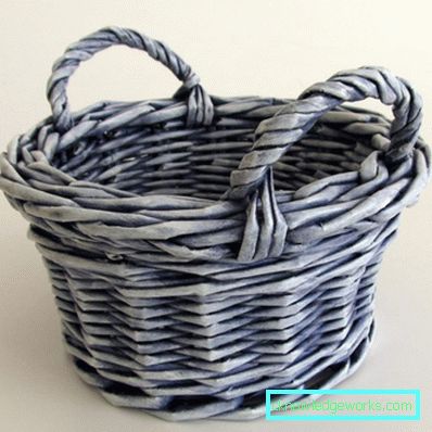 Weaving sanomalehti putket aloittelijoille - yksinkertainen askel askeleelta ohjeet Weaving sanomalehti putket aloittelijoille - yksinkertainen askel askeleelta ohjeet