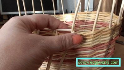 Weaving sanomalehti putket aloittelijoille - yksinkertainen askel askeleelta ohjeet