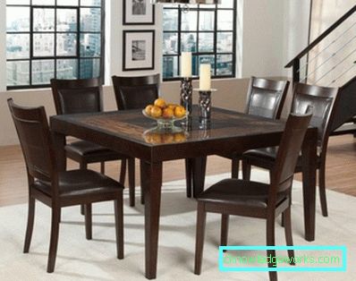 IKEA-huonekalut keittiölle: pöydät ja tuolit